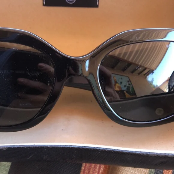 Chanel glasses scratched lens authentic see description - Picture 2 of 15